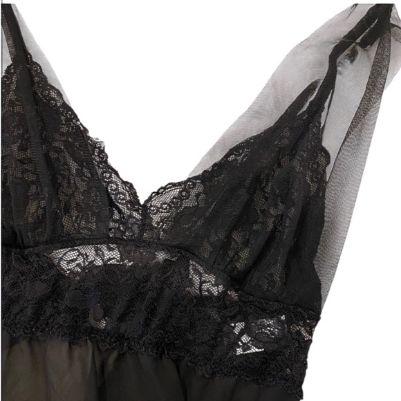 Other - NWOT Black Lacey Lingerie w/ Bow On Back Keyhole